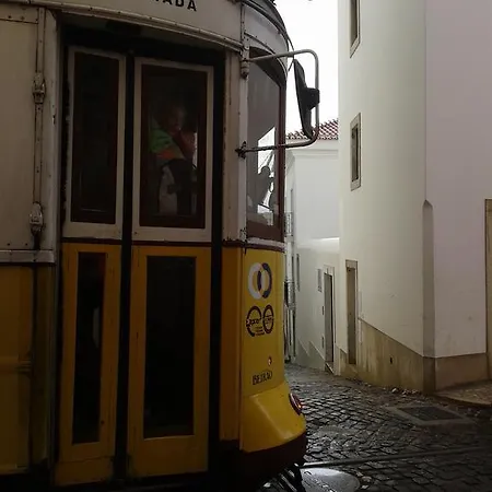 Lägenhet Alma Moura Residences