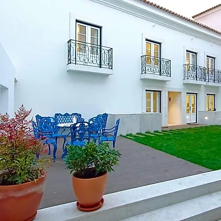 Alma Moura Residences شقة *