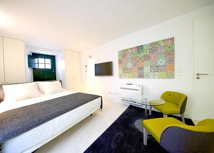 アパート アルマ モウラ レジデンシズ