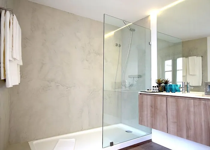 Alma Moura Residences Лиссабон